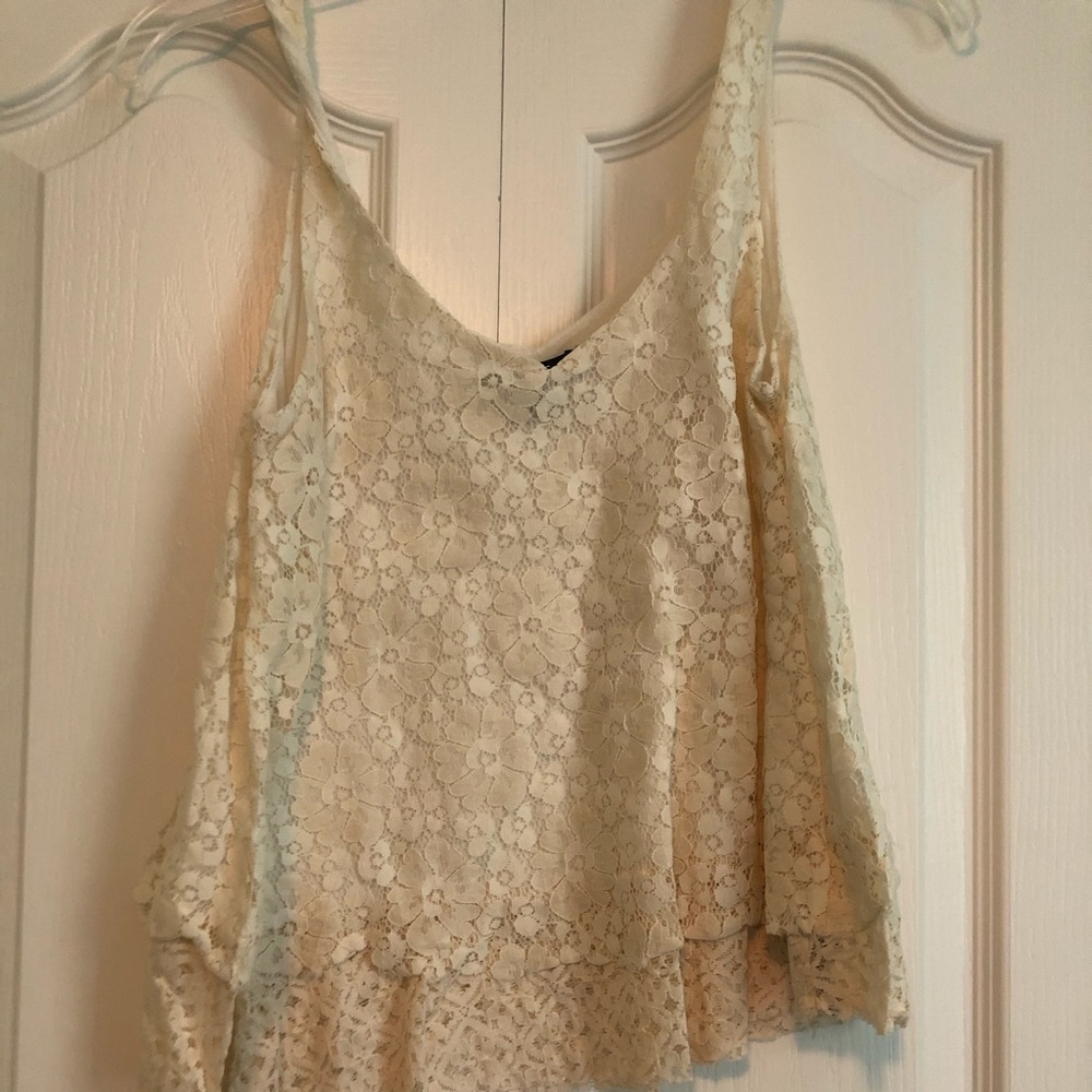 Cream laced cropped tank top